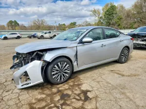 Nissan Altima 2.5L 4 2023