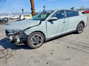 Kia K4 2.0L 4 2025
