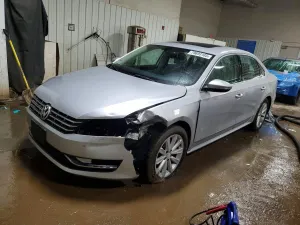 Volkswagen Passat 2.5L 5 2012