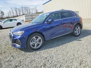 Audi Q3 2.0L 4 2022