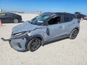 Nissan Kicks 1.6L 4 2023