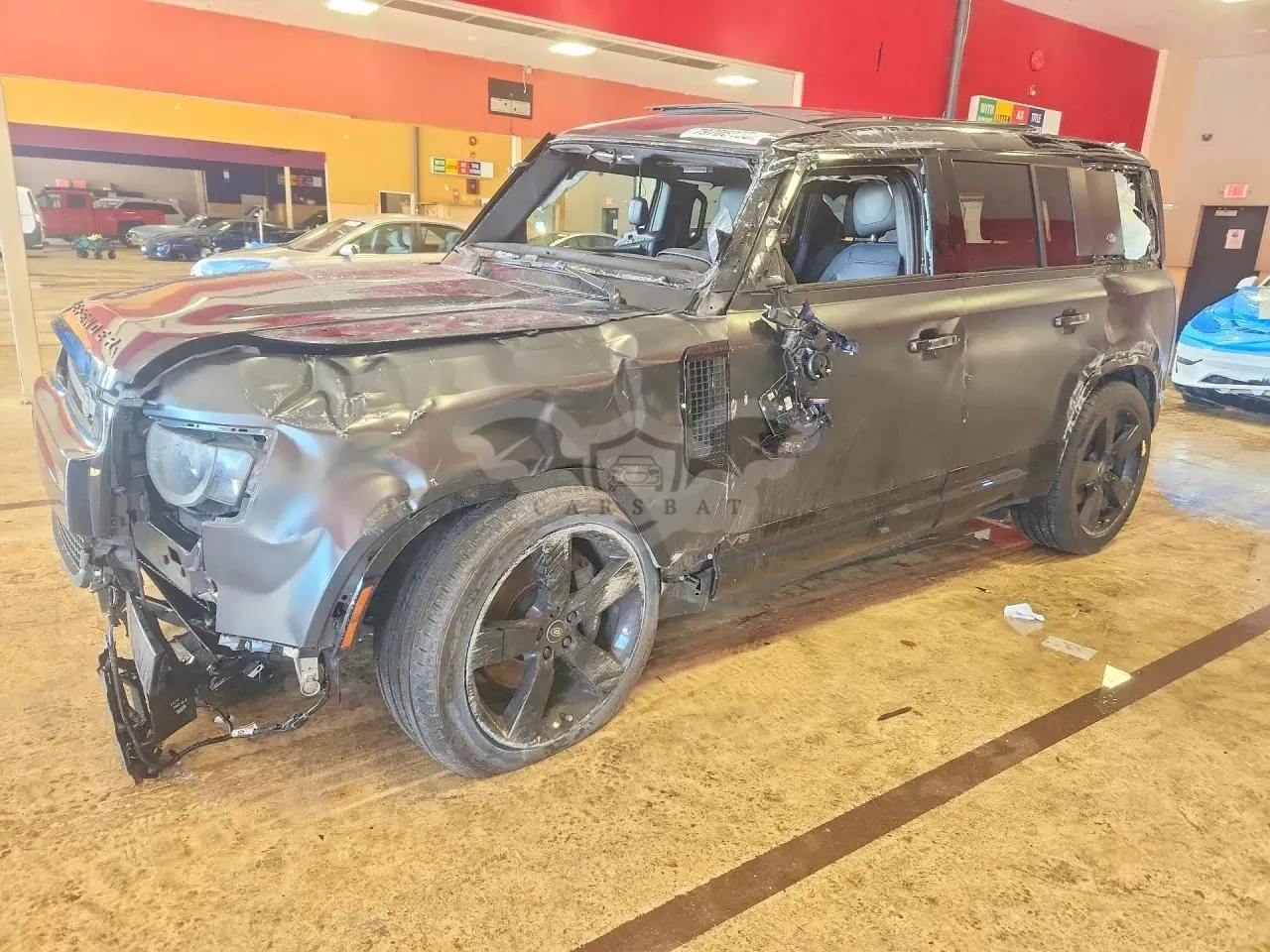 Land Rover Defender 5.0L 8 2023