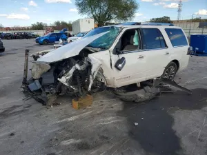 Lincoln Navigator 3.5L 6 2015