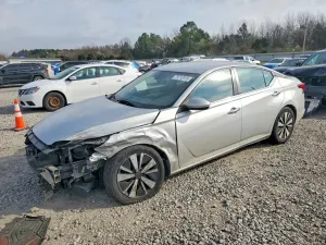 Nissan Altima 2.5L 4 2022