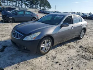 Infiniti Q40 3.7L 6 2015