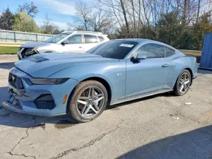 Ford Mustang 5.0L 8 2025