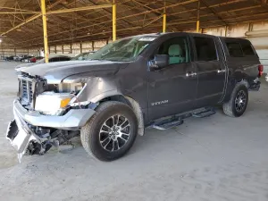 Nissan Titan 5.6L 8 2021