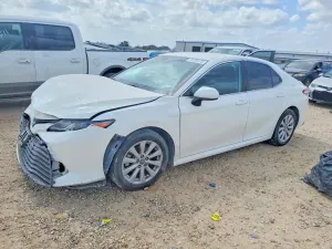 Toyota Camry 2.5L 4 2020
