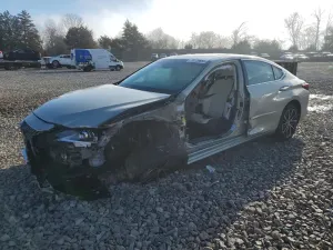 Lexus ES 2.5L 4 2024