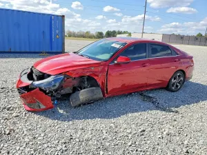 Hyundai Elantra 2.0L 4 2022