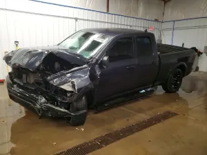 RAM 1500 5.7L 8 2021