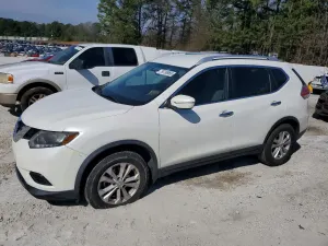 Nissan Rogue 2.5L 4 2015