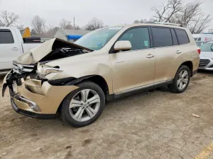 Toyota Highlander 3.5L 6 2013