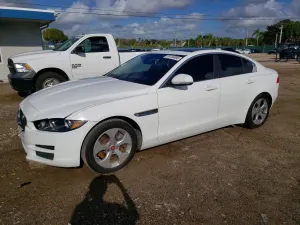 Jaguar XE 2.0L 4 2017