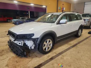 Volvo XC70 3.2L 6 2010