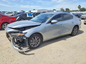 Mazda 3 2.0L 4 2021