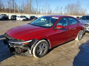 Hyundai Elantra 2.0L 4 2024