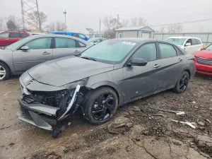 Hyundai Elantra 2.0L 4 2026