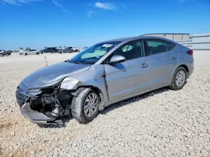 Hyundai Elantra 2.0L 4 2020