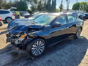 Nissan Altima 2.5L 4 2025