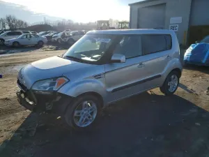 Kia Soul 2.0L 4 2011