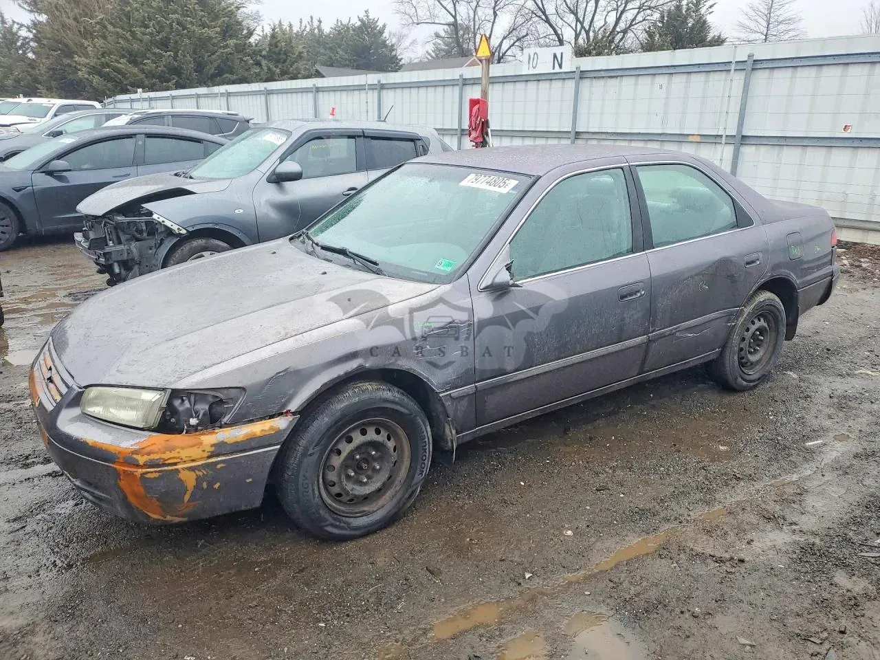Toyota Camry 2.2L 4 1999
