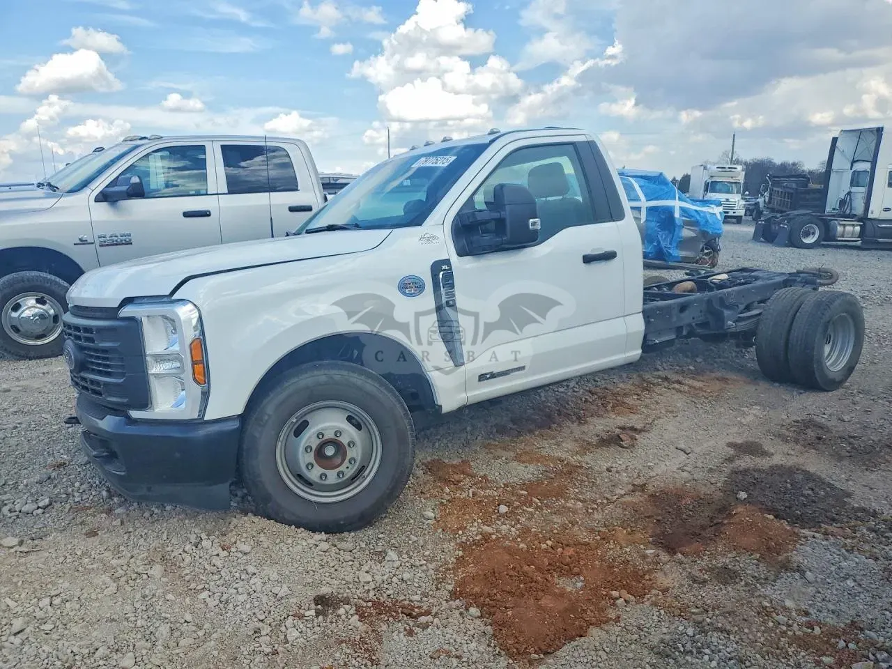 Ford F-350 6.7L 8 2024