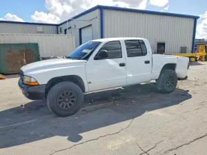 Dodge Dakota 4.7L 8 2001