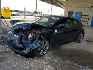 Hyundai Veloster 1.6L 4 2013