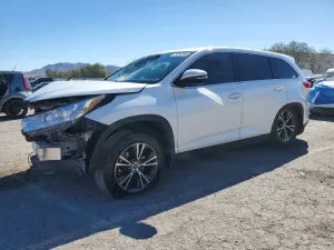 Toyota Highlander 3.5L 6 2019