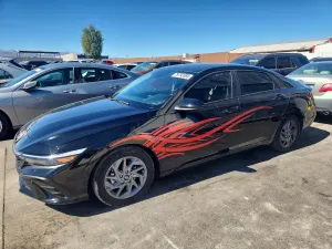 Hyundai Elantra 2.0L 4 2024