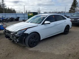 Hyundai Elantra 2.0L 4 2022