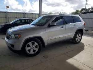 Jeep Grand Cherokee 5.7L 8 2011