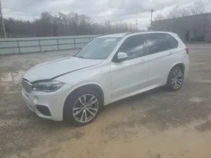 BMW X5 4.4L 8 2015