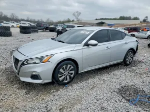 Nissan Altima 2.5L 4 2019