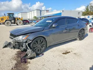 Nissan Altima 2.5L 4 2021