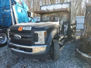 Ford F550 6.7L 8 2019