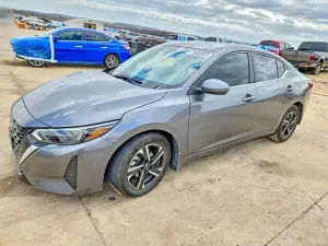 Nissan Sentra 2.0L 4 2025