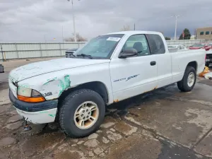 Dodge Dakota 3.9L 6 2000