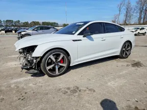 Audi A5 2.0L 4 2022
