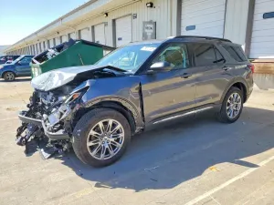 Ford Explorer 2.3L 4 2025