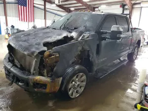 Ford F-250 6.7L 8 2017