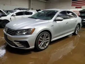 Volkswagen Passat 1.8L 4 2017