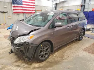 Toyota Sienna 3.5L 6 2020