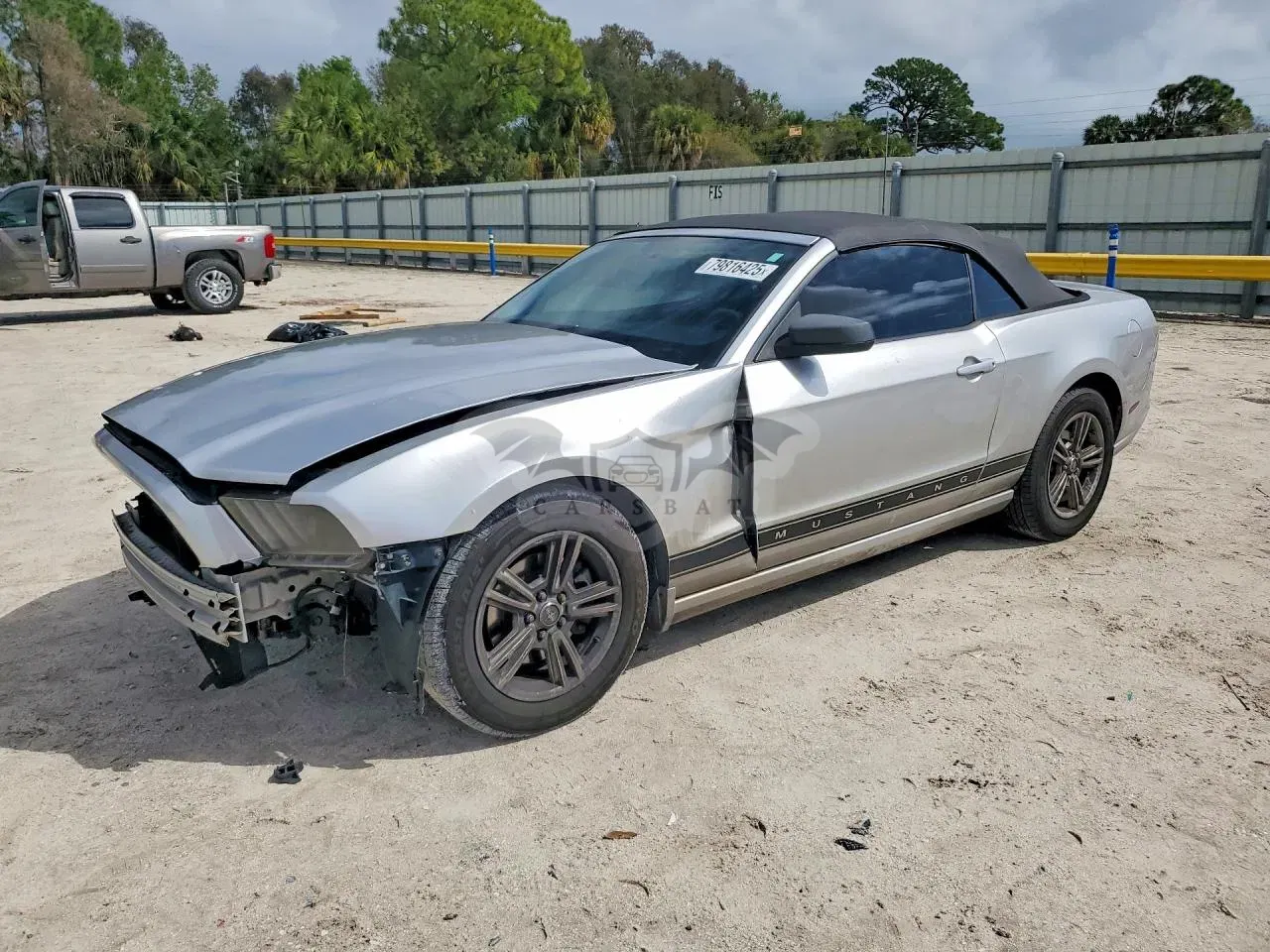 Ford Mustang 3.7L 6 2013