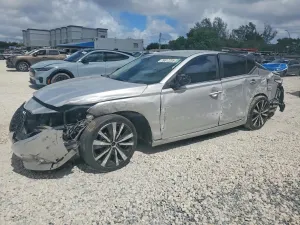 Nissan Altima 2.5L 4 2020
