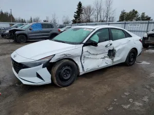 Hyundai Elantra 2.0L 4 2021