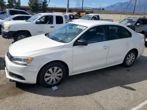 Volkswagen Jetta 2.0L 4 2013