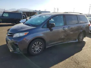 Toyota Sienna 3.5L 6 2019