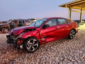 Hyundai Elantra 2.0L 4 2023